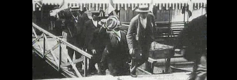 Le Débarquement Du Congrès De Photographie à Lyon Louis Lumière | La Pellicule Ensorcelée